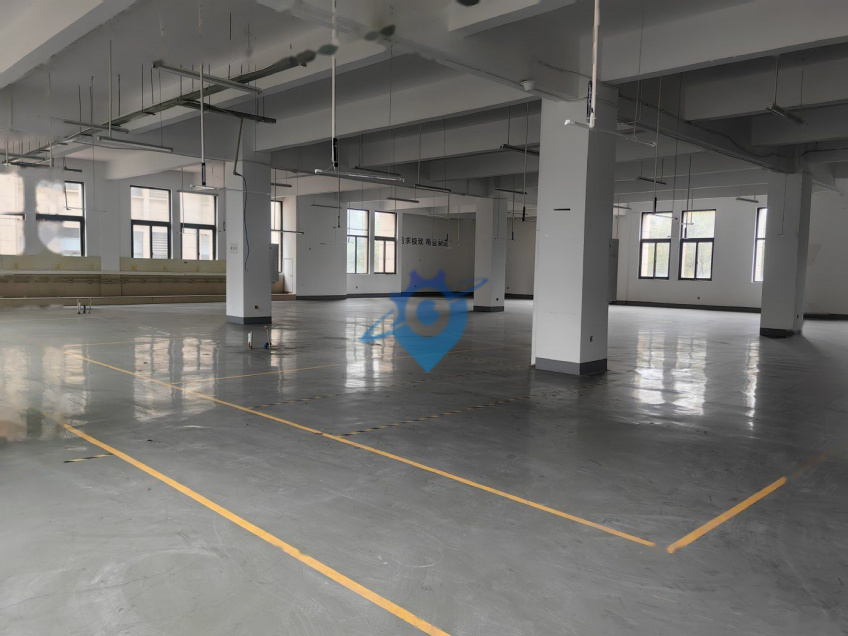两江新区,轻轨站+公租房,400㎡精装厂房出租