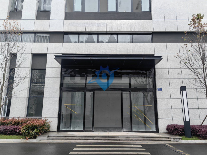 两江新区,轻轨站+公租房,400㎡精装厂房出租