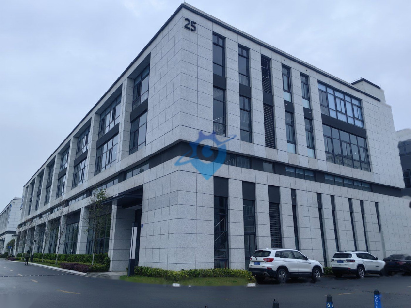 两江新区,轻轨站+公租房,400㎡精装厂房出租