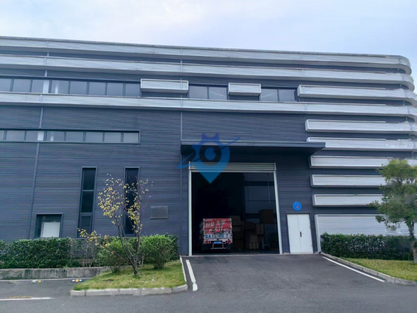 高新区11米钢构现房,1400㎡起租,拎包入住