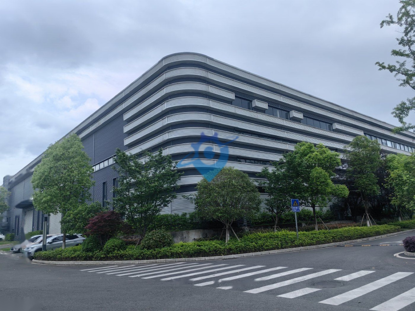 高新区11米钢构现房,1400㎡起租,拎包入住