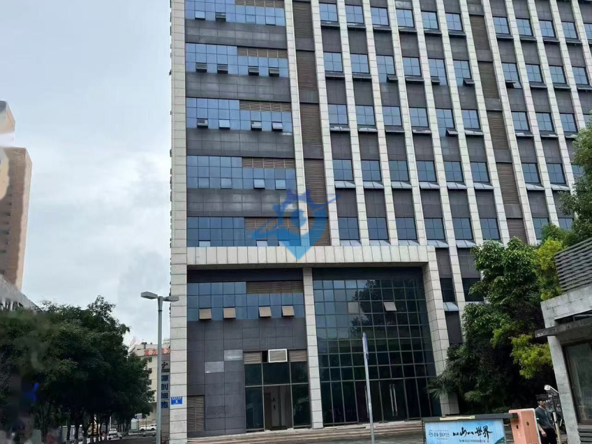重庆市两江产业园（港城工业园）6栋 11000㎡