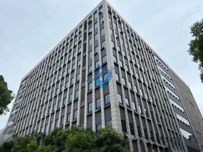 重庆市两江产业园（港城工业园）6栋 11000㎡