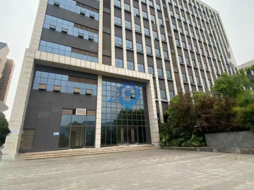 重庆市两江产业园（港城工业园）6栋 11000㎡